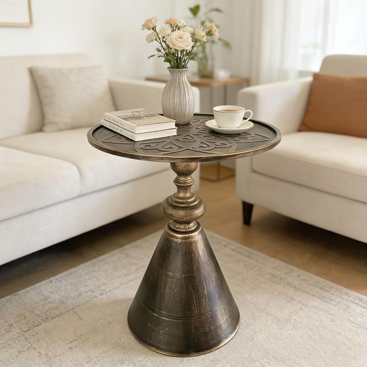 Petite table de style vintage pour la maison, une petite table ronde pour le salon, un meuble de chevet ou un balcon, convient également comme table d'appoint au canapéOuvrir dans un nouvel onglet.