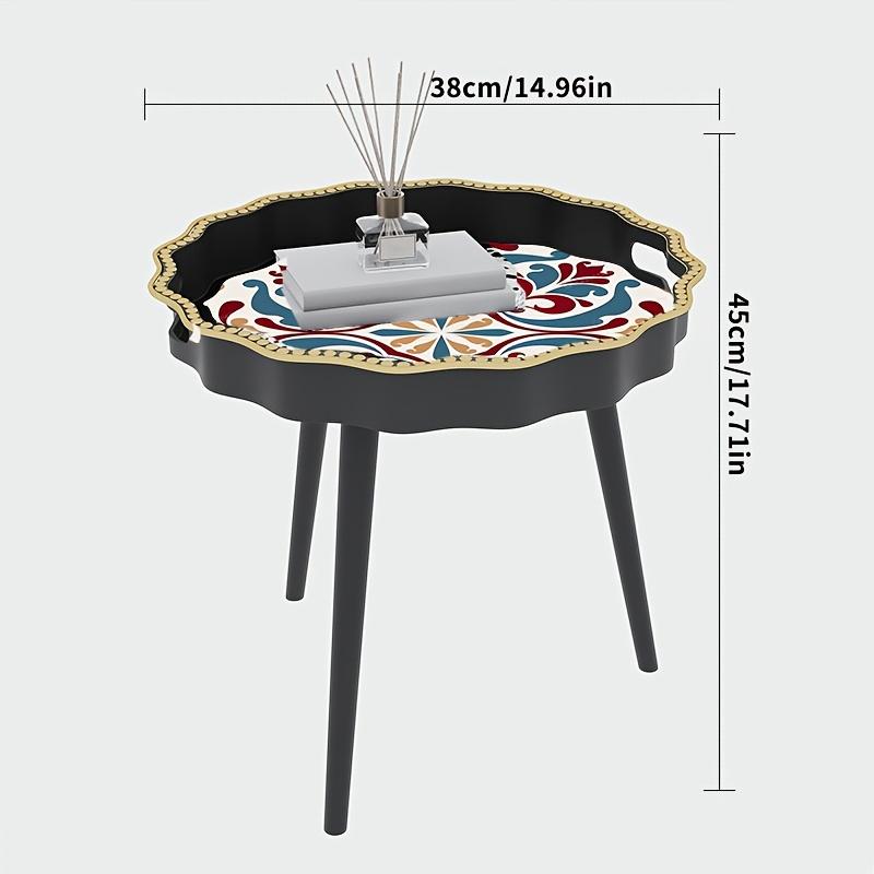 Table d'appoint ondulée polygonale avec motifs géométriques symétriques, inspirée du style marocain du Moyen-Orient et de l'art culturel exotiqueOuvrir dans un nouvel onglet.