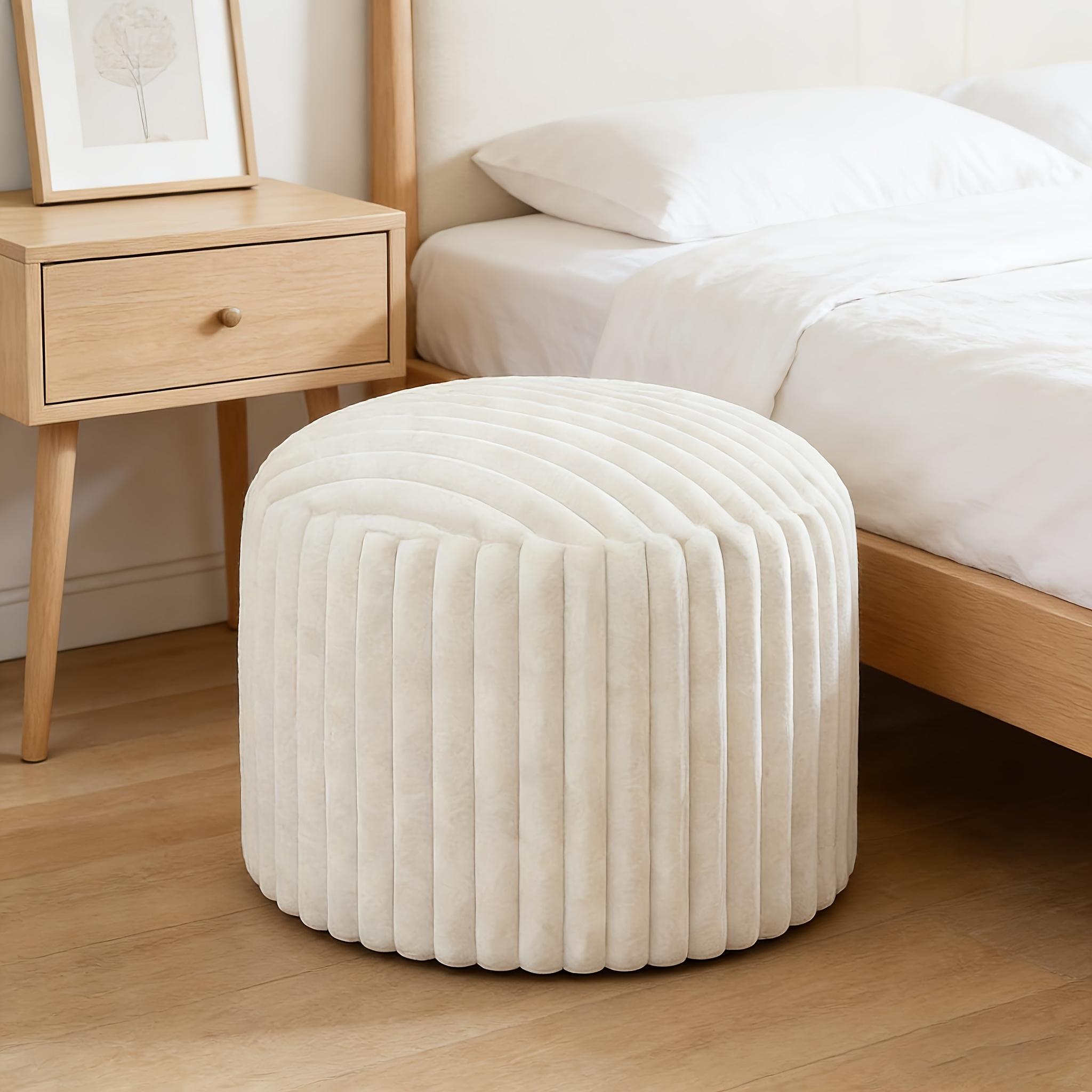 Coussin de sol rond de luxe rempli de matériau pelucheux, avec un repose-pieds rayé confortable, confort double couche, housse amovible et lavable, mesurant 20 pouces X 15 pouces (environ 50 cm X 38 cm)
Ouvrir dans un nouvel onglet.